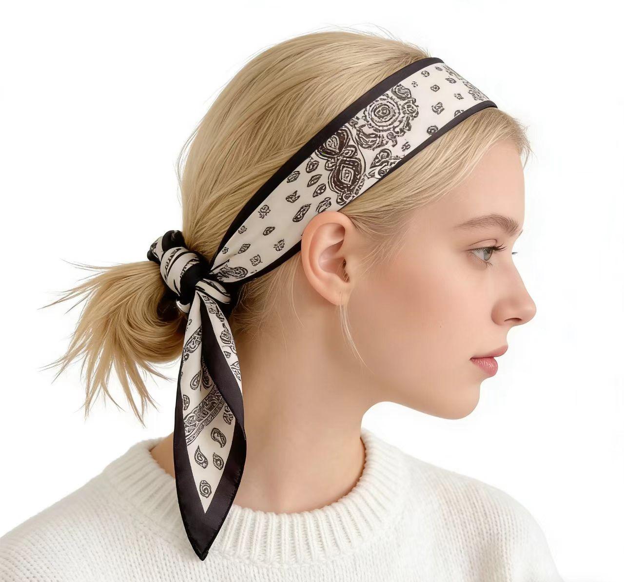 Cream and Black Paisley Scarf